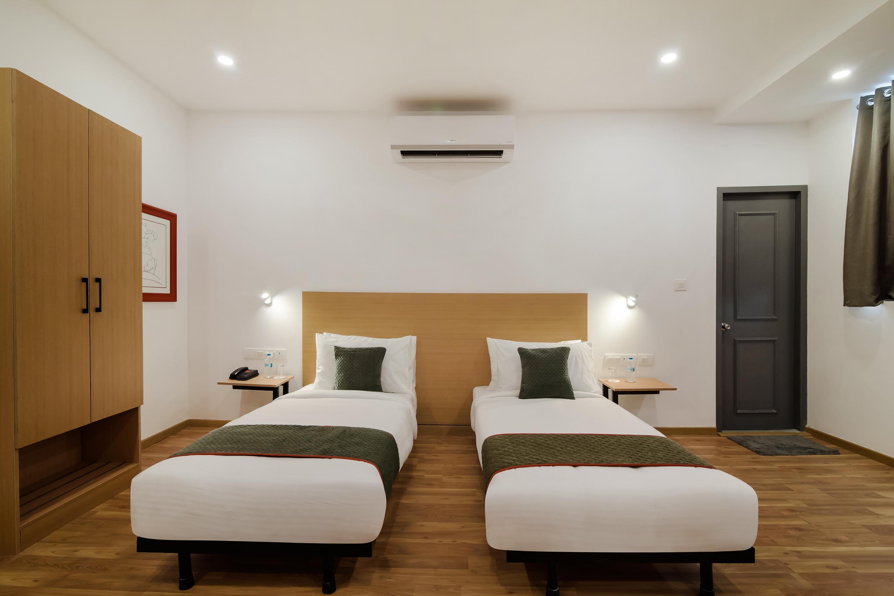 Готель Oyo Townhouse 091 Nungambakkam Ченнаї Екстер'єр фото