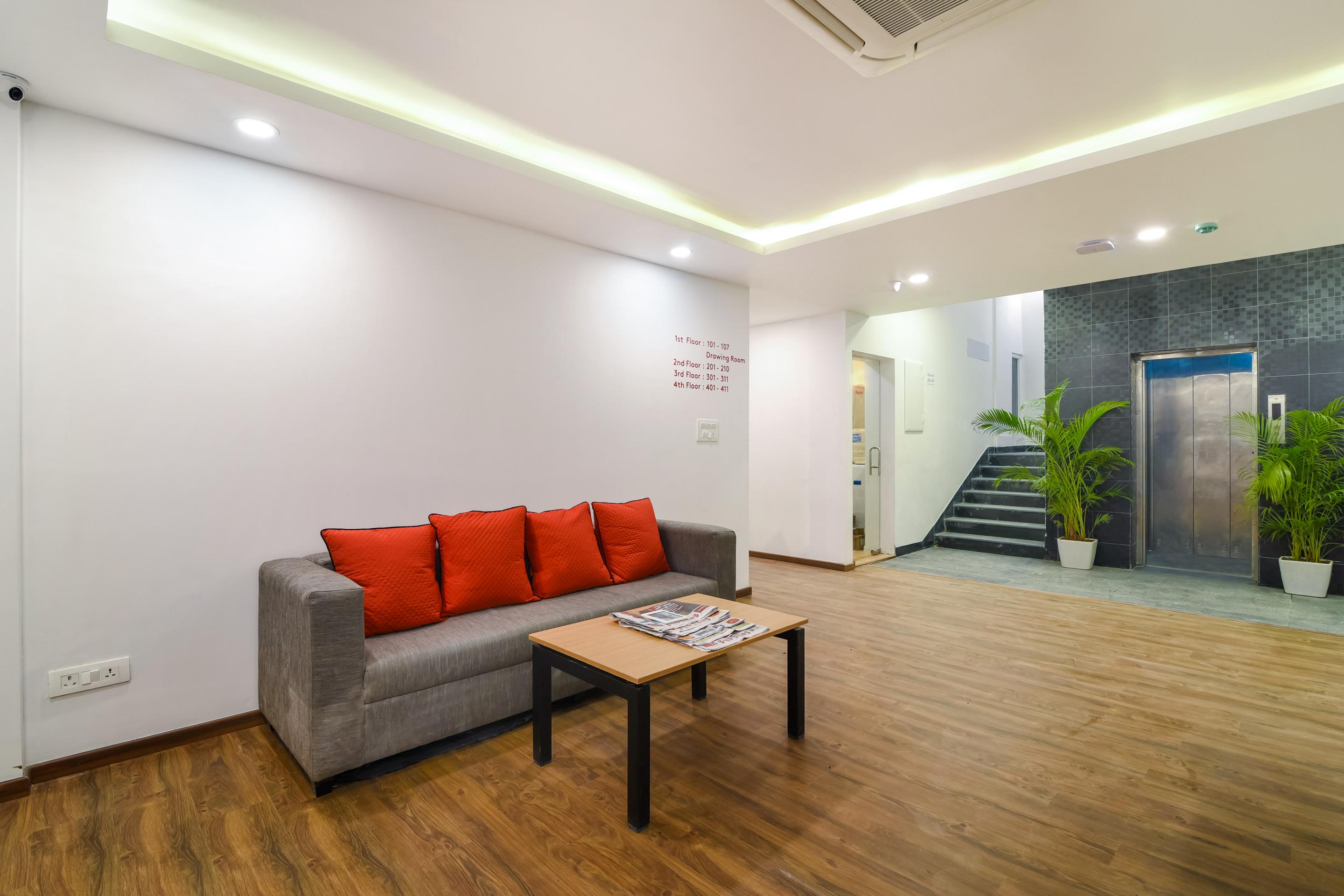 Готель Oyo Townhouse 091 Nungambakkam Ченнаї Екстер'єр фото